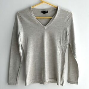 XS Lord & Taylor Merino Wool lightweight Sweater
